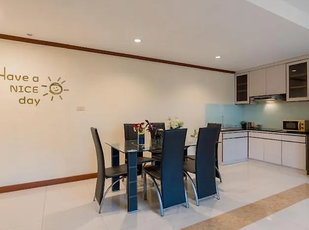 Phoenix 1 Centre Apartment